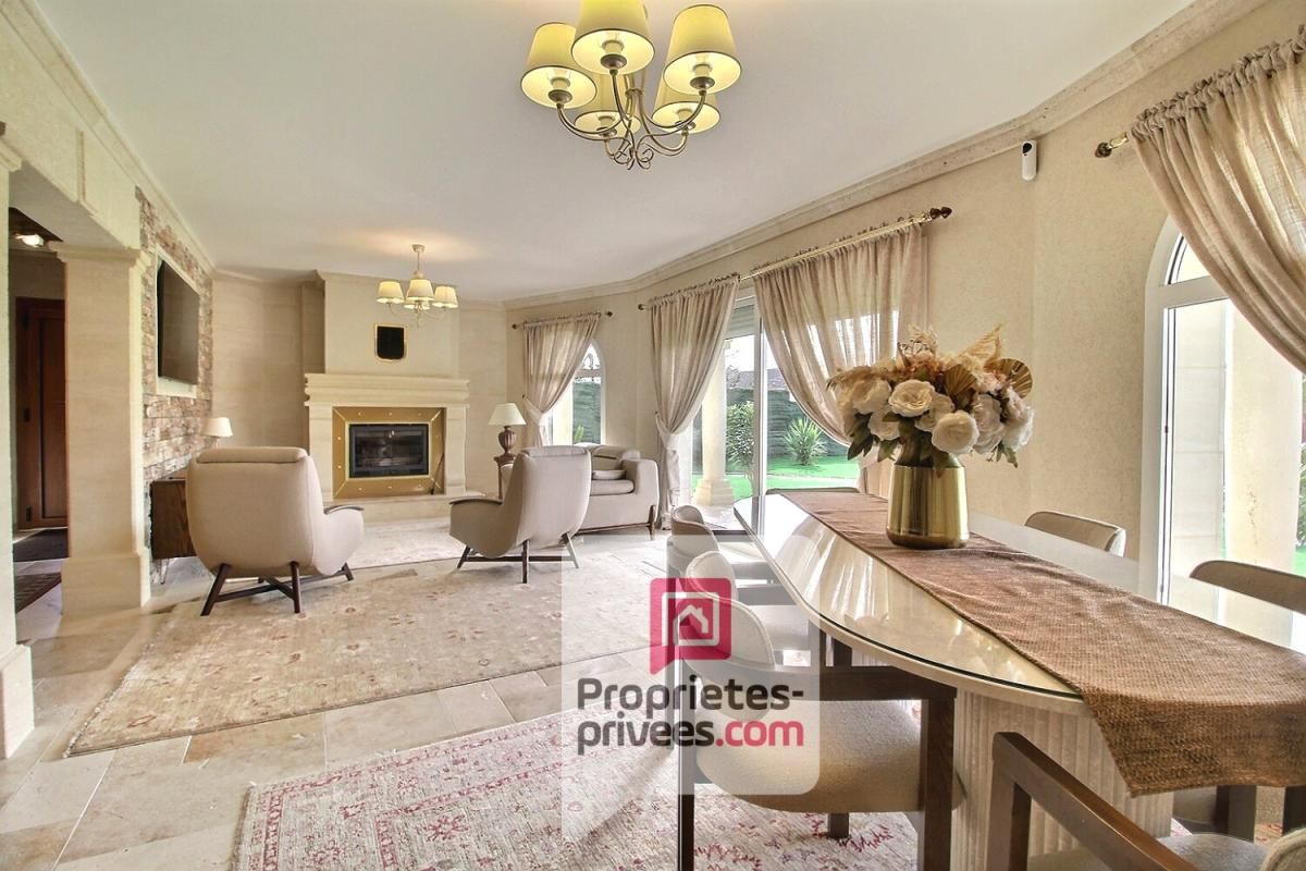 AMILLY AMILLY 45200 - Secteur Viroy - A VENDRE BELLE MAISON CONTEMPORAINE RECENTE de PLAIN-PIED 3 CHAMBRES + STUDIO INDEPENDANT, TERRAIN CLOS 950 m2 4