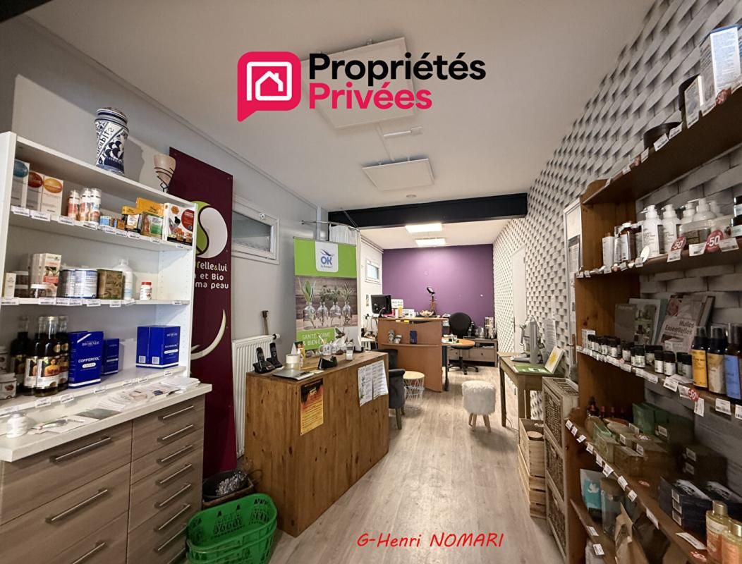 RETIERS Espace de commerce et bureau - centre ville de Retiers - 4 pièce(s) 70 m2 2