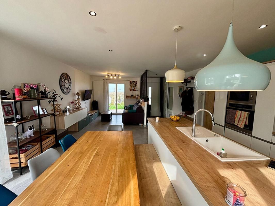 SAINT-BENIN-D'AZY Maison Saint Benin D Azy - 5 pièces 97m² - 3 chambres - plain pied - DPE A 4