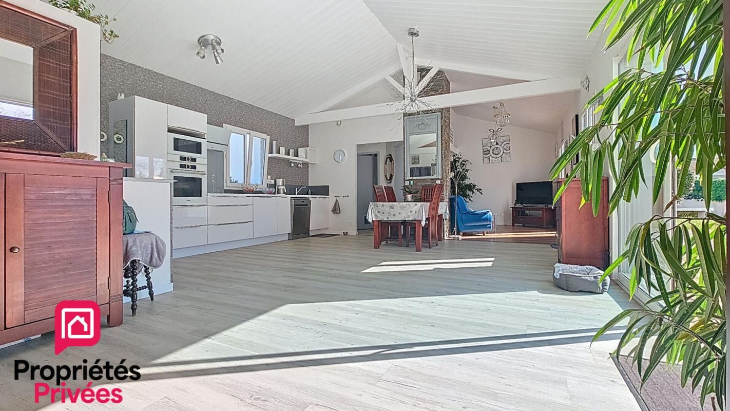 L'EGUILLE Maison 5 pièce(s) 3