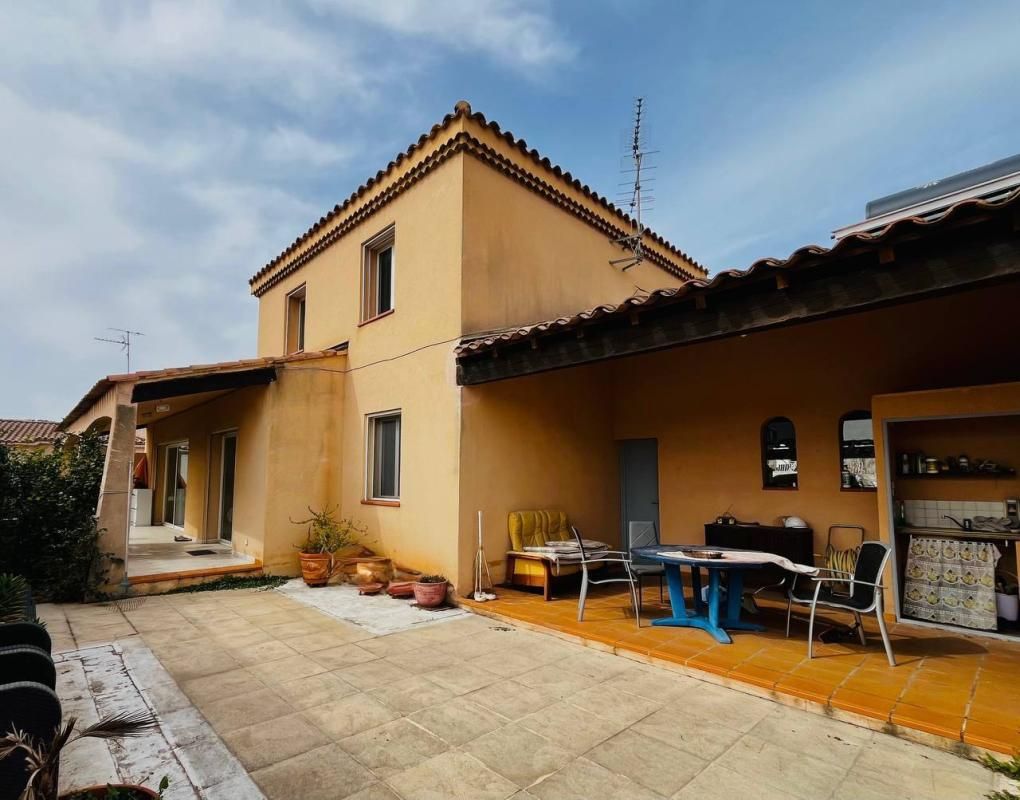 CEYRESTE maison provençale, 3 chambres 1