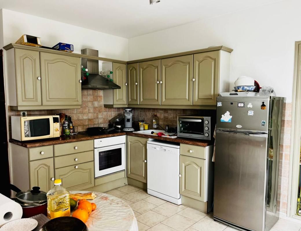 CEYRESTE maison provençale, 3 chambres 3