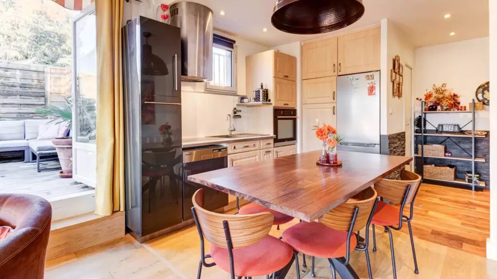 SAINT-LAURENT-DU-VAR SAINT LAURENT DU VAR - Charme et lumière - Duplex 2 pièces avec terrasse - Vespins 1