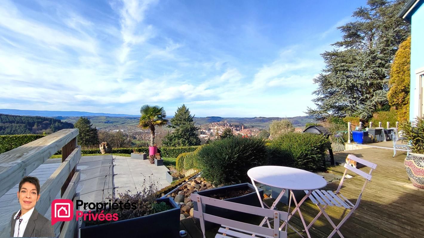 THIZY THIZY-LES-BOURGS (69240) Maison d'architecte avec vue 185 m², jardin 2000 m², piscine, garage, dépendances 1