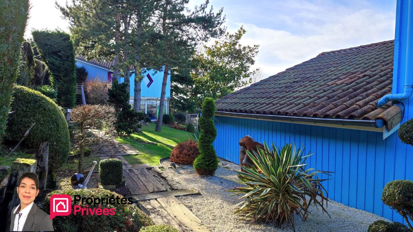 THIZY THIZY-LES-BOURGS (69240) Maison d'architecte avec vue 185 m², jardin 2000 m², piscine, garage, dépendances 4