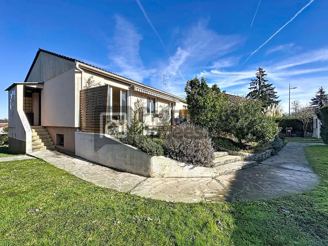 LAGNY-SUR-MARNE Maison Lagny Sur Marne 4 pièce(s) 100 m2 3