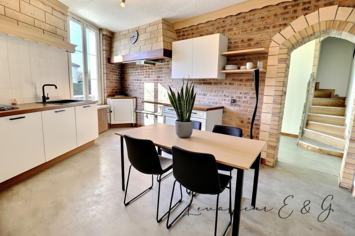 MOUY MOUY 60250 - Maison 4 chambres de 132m² sans jardin 2