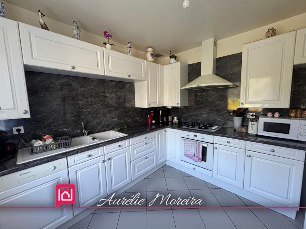 SOINGS-EN-SOLOGNE Maison Soings En Sologne 6 pièce(s) 129 m2 2