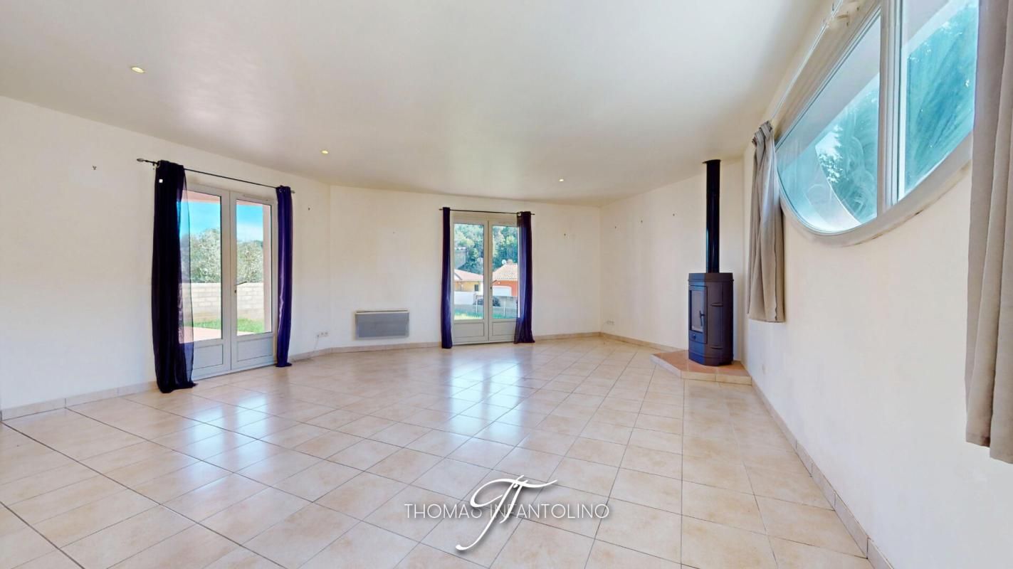 LADERN-SUR-LAUQUET EN EXCLUSIVITE - MAISON 4 FACES - 4 CHAMBRES - BUREAU - GARAGE 2