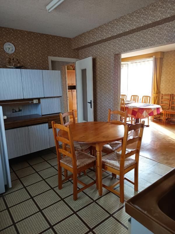 LE RHEU Maison 3 chambres jardin sans vis à vis 4