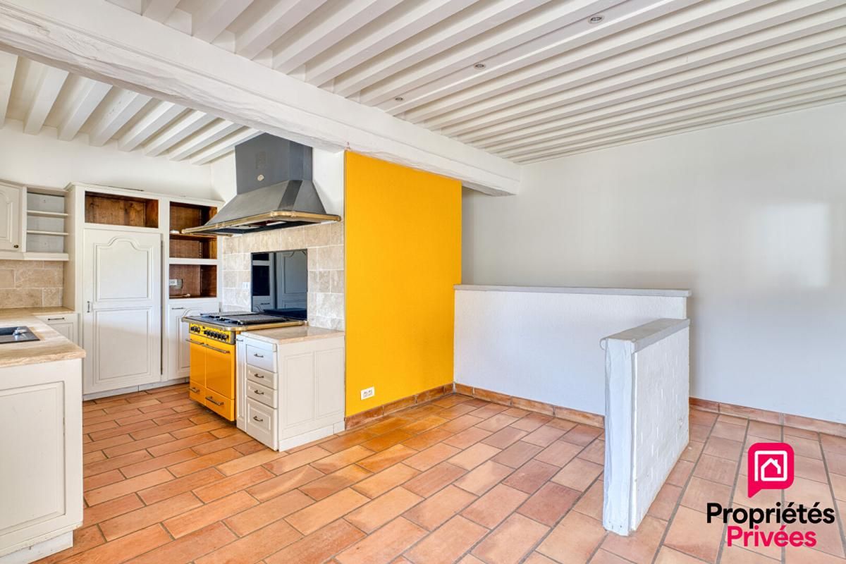 OYTIER-SAINT-OBLAS Maison de caractère de 257 m2 avec T2 indépendant - Oytier-Saint-Oblas 3