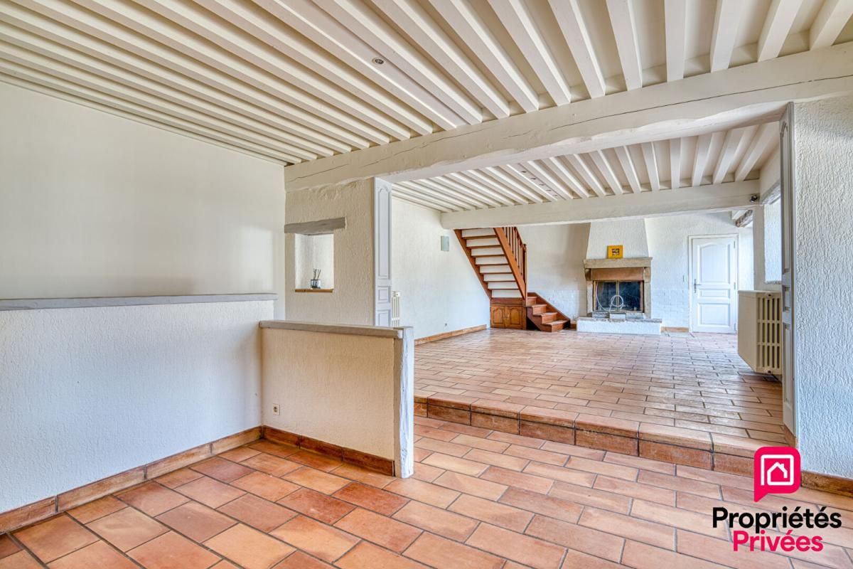OYTIER-SAINT-OBLAS Maison de caractère de 257 m2 avec T2 indépendant - Oytier-Saint-Oblas 4