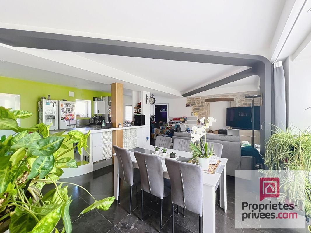 RUFFEY-LES-ECHIREY Maison/ Immeuble à rénover Ruffey Les Echirey 237,50 m2 4