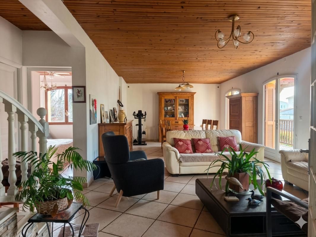 LATTES Maison familiale à Lattes avec studio indépendant et piscine 4