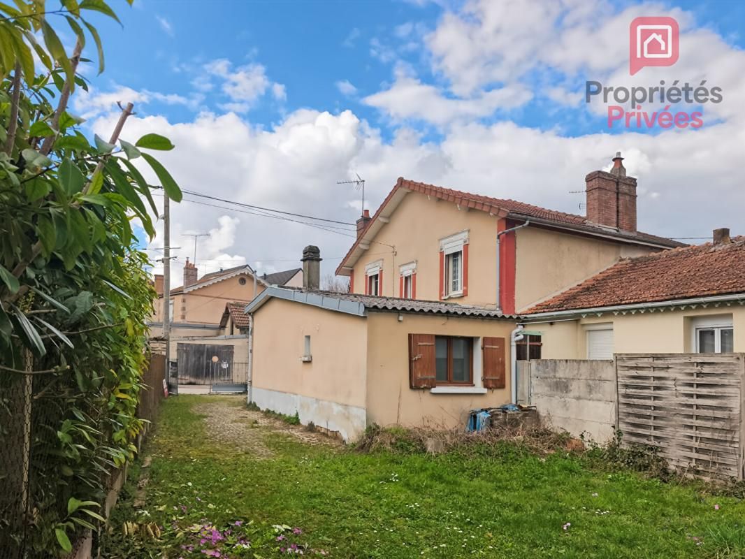ROMILLY-SUR-SEINE Maison Romilly Sur Seine 4 pièce(s) 90 m2 2