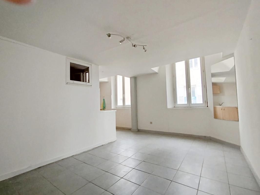 BARJOLS Appartement Barjols 2 pièce(s) 32 m2 2