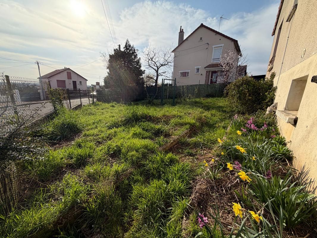 IMPHY Maison sur sous sol dans un quartier calme de la ville d'Imphy 3