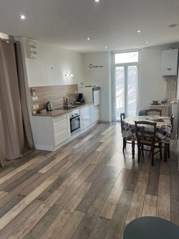 VALENCE Appartement Valence 2 pièce(s) 50 m2 3