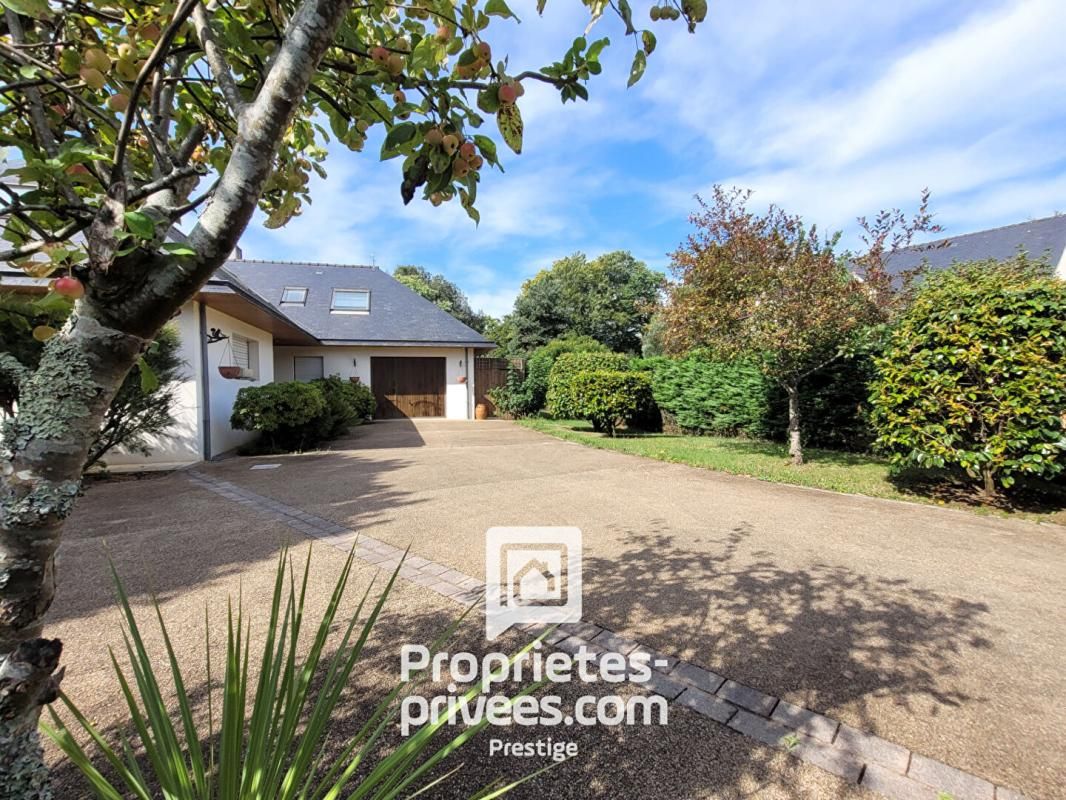 FOUESNANT 29170 FOUESNANT  CENTRE - Demeure familiale 5 chambres 3