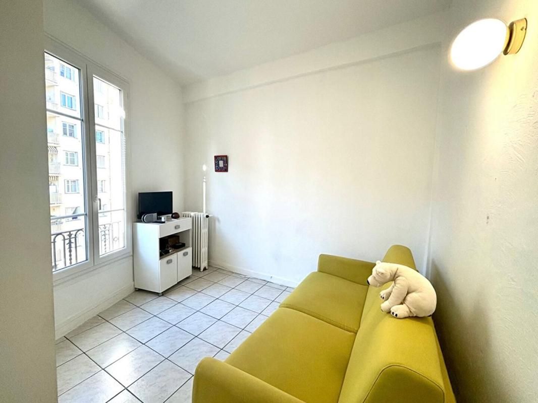 NICE Appartement centre-ville Nice Cessole 2 pièces 25m2 à rafraichir 1