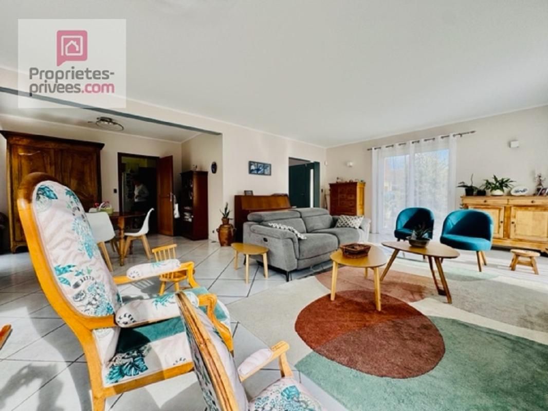 SALOUEL Pavillon - 8 pièces - 220 m2 4