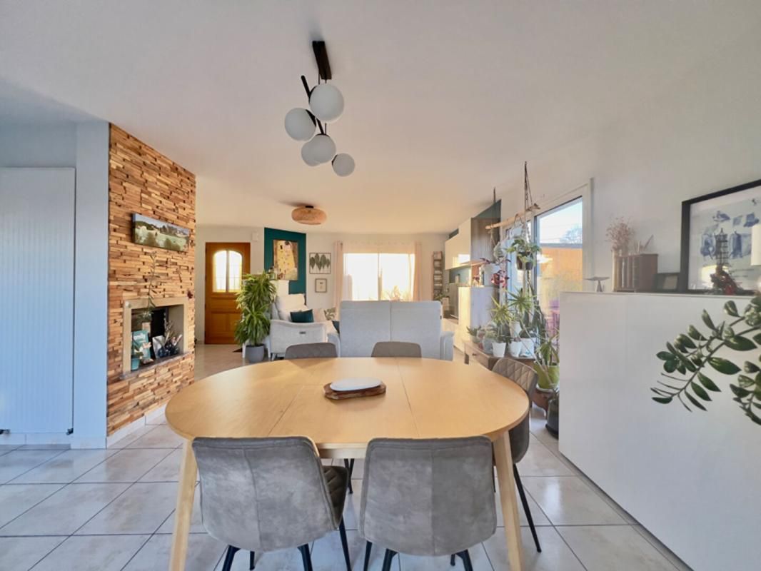 SAINT-CRESPIN-SUR-MOINE Maison Saint Crespin Sur Moine 6 pièce(s) 138 m2 3