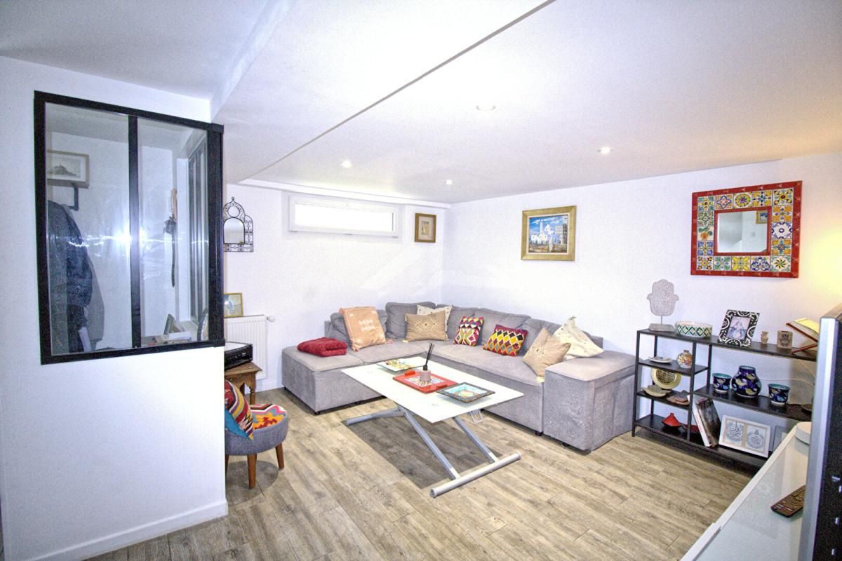 AVRILLE MAISON RENOVEE AU PARC DE LA HAYE A AVRILLE 3