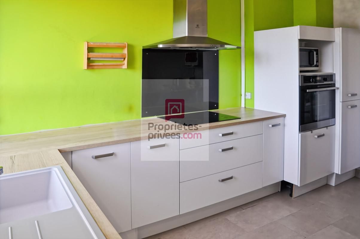 LAVAL Appartement T3 avec ascenseur 68 m2 4