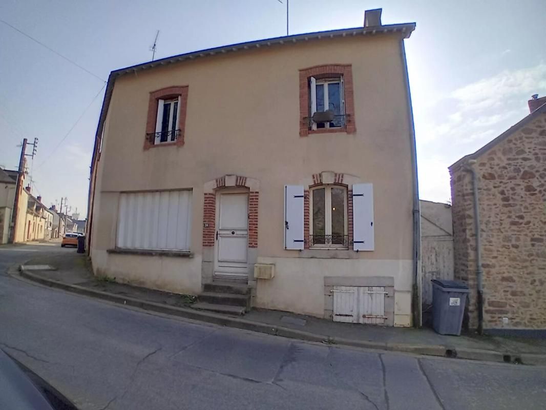 MAISON DE BOURG INDIVIDUEL