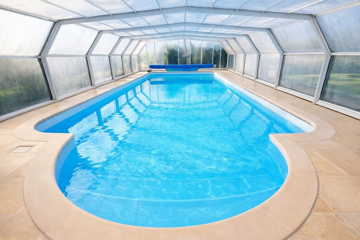 CLEGUER Maison de charme en pierres de 149 m2, Piscine chauffée, À 3 min de Plouay, 15 min de Lorient, Agglomération de Lorient, 25 min du littoral 3