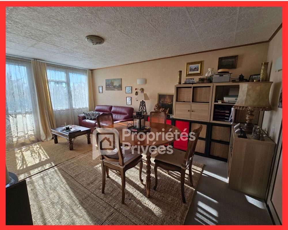 LE BOURGET 93350 LE BOURGET - Appartement 3 pièces 54.70 m²- 2 Chambres - 2 Balcons - Stationnement libre en extérieur 4