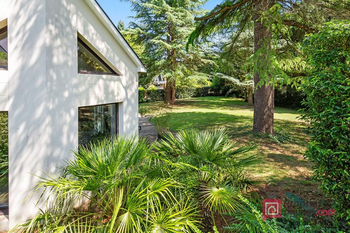 SAUTRON Maison familiale SAUTRON côté Cens 1