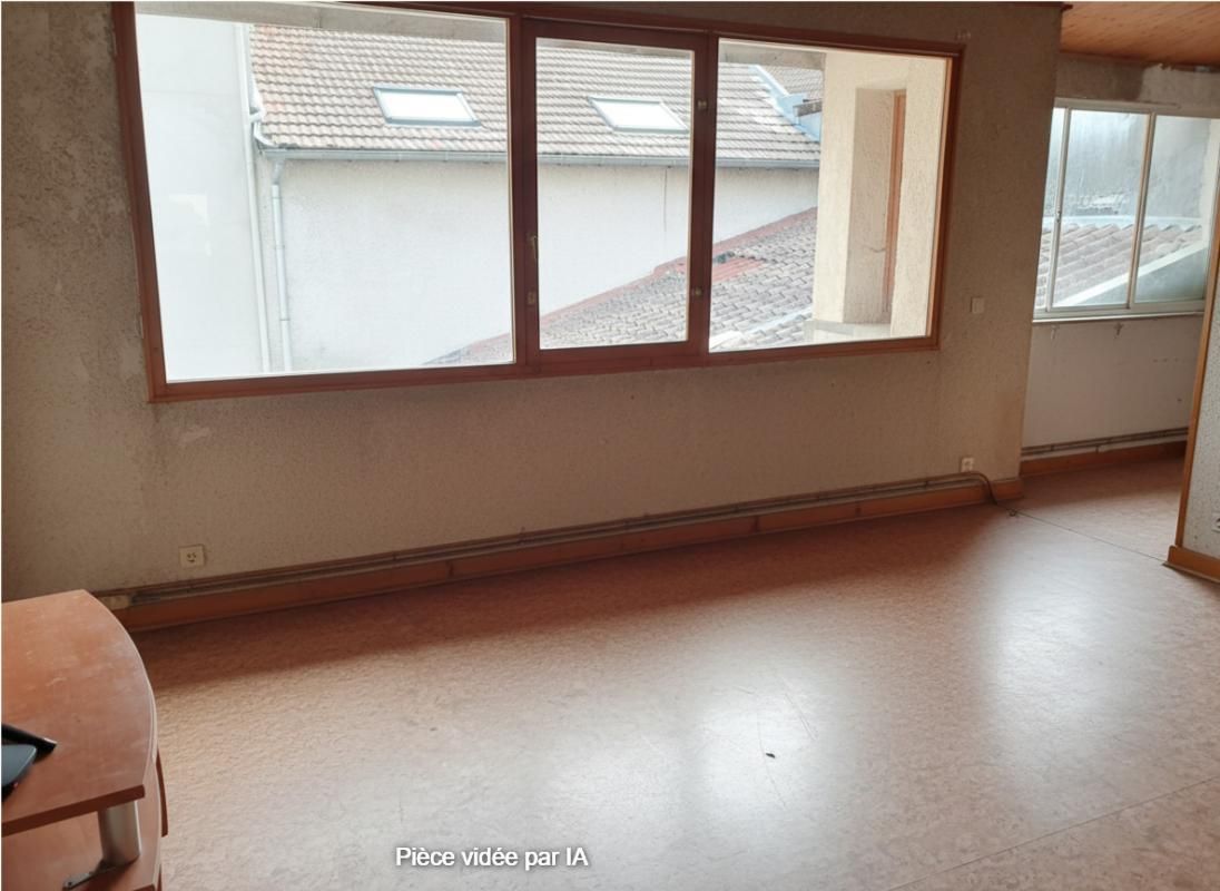 SAINT-ETIENNE-DE-SAINT-GEOIRS Maison Saint Etienne De Saint Geoirs 4 pièce(s) 129,69. m2 3