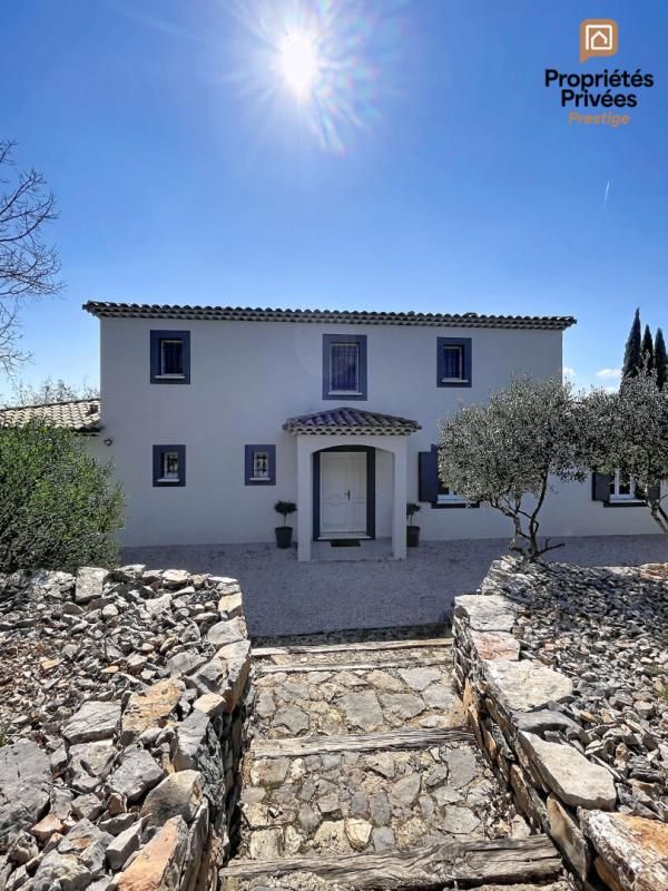 SAINT-MAXIMIN-LA-SAINTE-BAUME ÉLÉGANTE VILLA 260 m² avec piscine, jacuzzi terrain 5 000 m² Saint-Maximin 83470 3