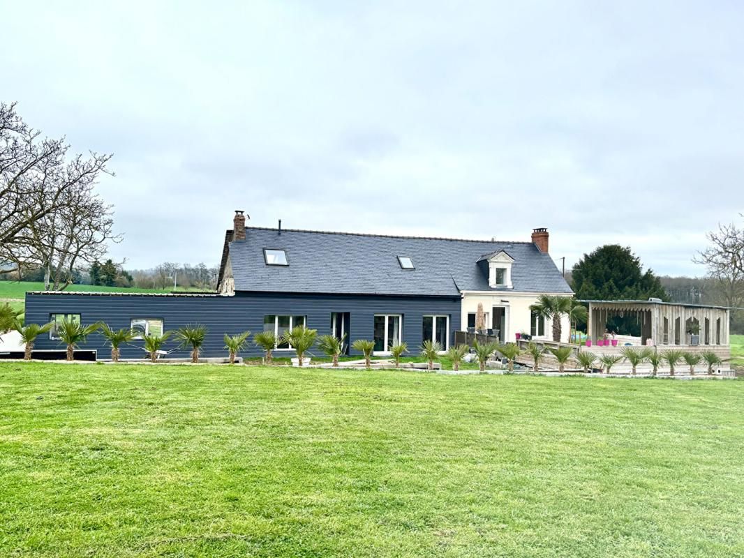 Longère Maze Milon 160 m2