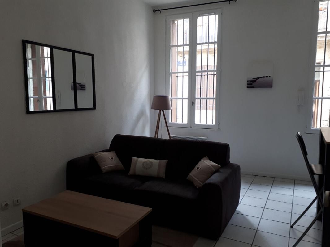 NARBONNE Immeuble de rapport Narbonne 11 pièce(s) 268 m2 2