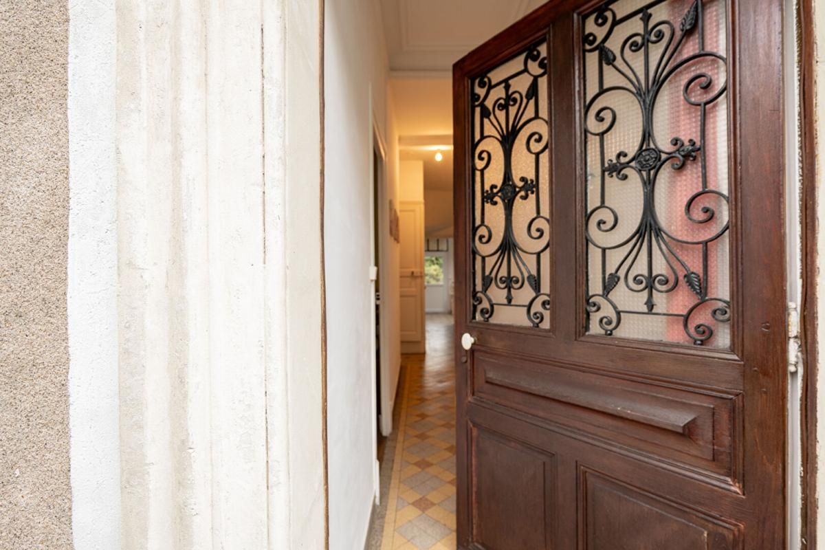 VENDOME LIEUX UNIQUES ® x PROPRIÉTÉS PRIVÉES PROPOSE MAISON DE 1930 DE 134 M² HYPER-CENTRE DE VENDÔME 2