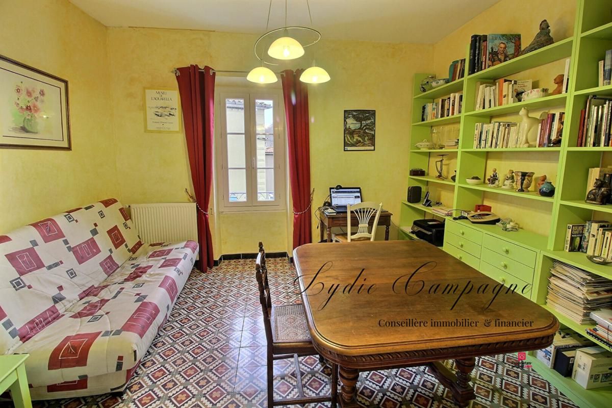 EMBRES-ET-CASTELMAURE Maison de village avec terrasse et vue imprenable sur les Corbières 3