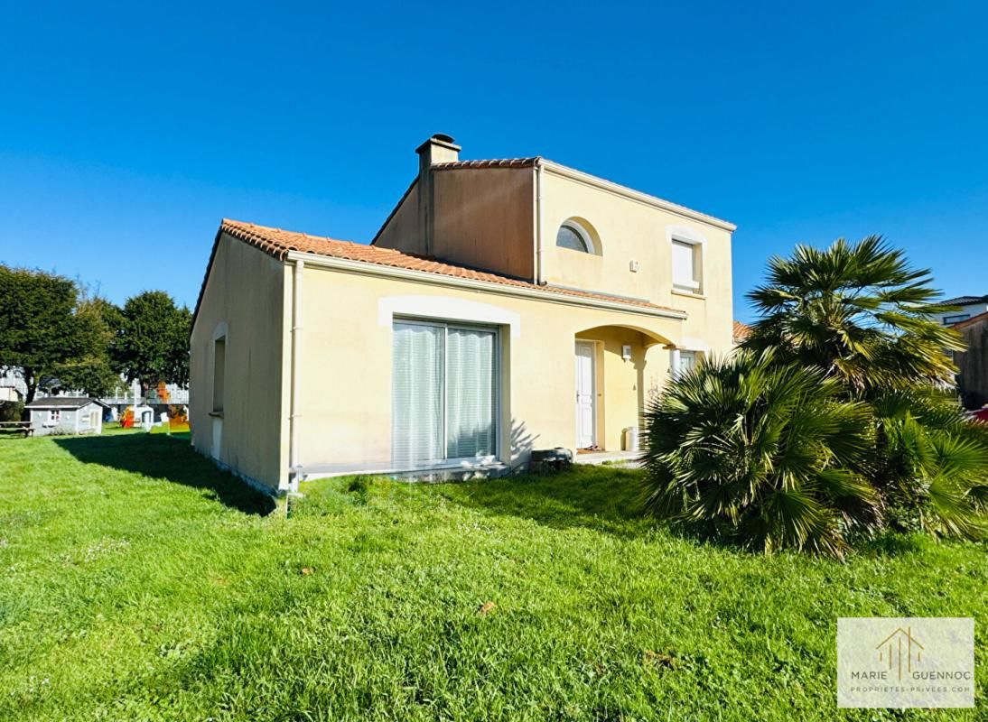 BASSE-GOULAINE Maison familiale 7 pièces avec double garage située à Basse-Goulaine 1