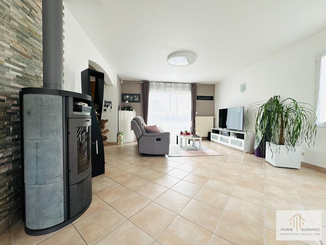 BASSE-GOULAINE Maison familiale 7 pièces avec double garage située à Basse-Goulaine 3