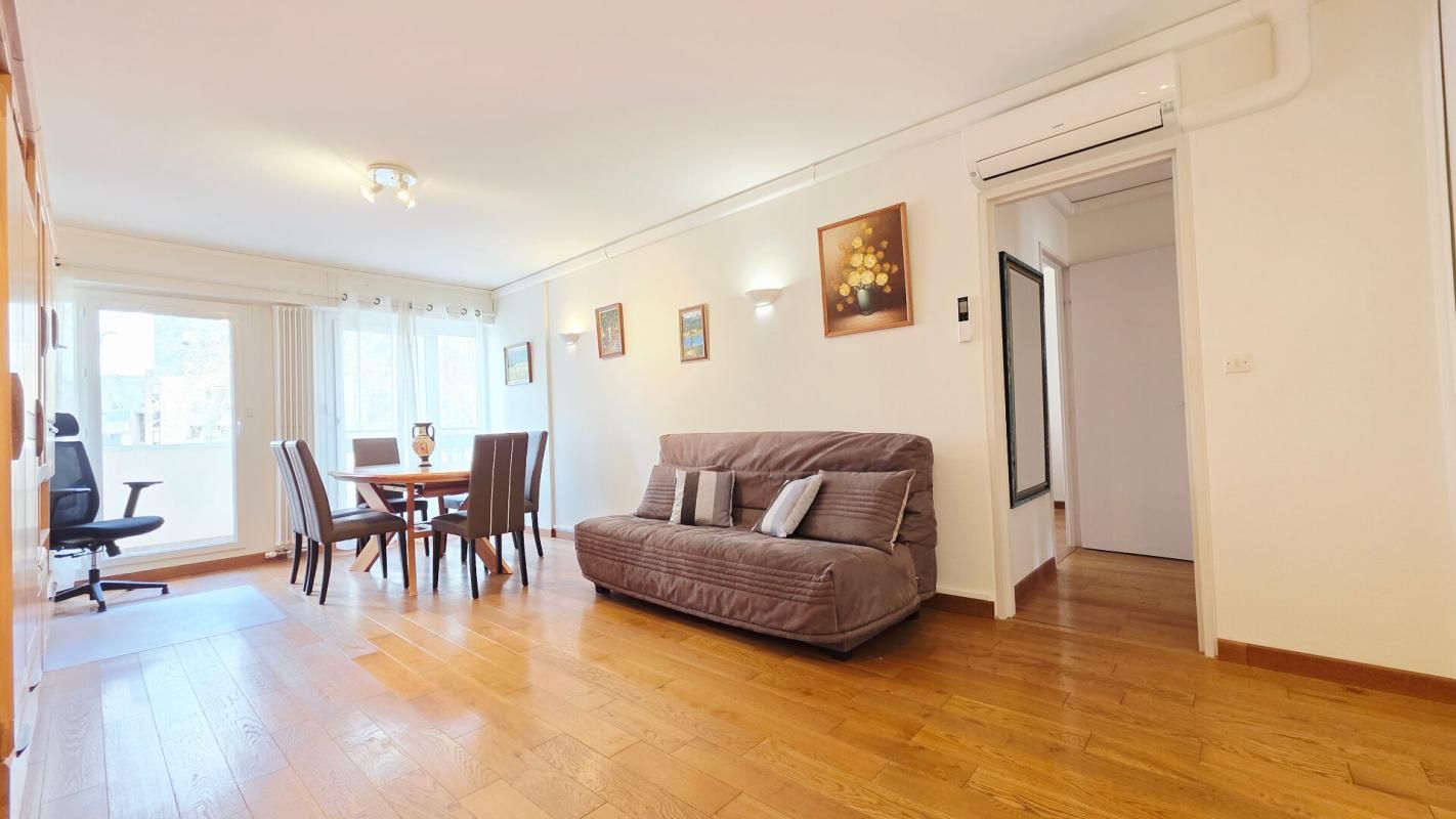 BOURGES BOURGES APPARTEMENT 3 PIECES BALCONS GARAGE 4