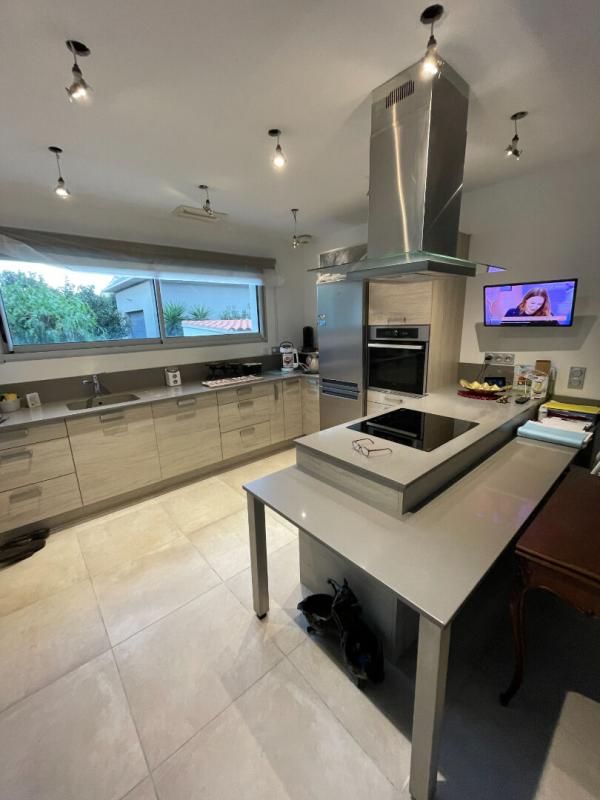 LATOUR-BAS-ELNE Maison Latour Bas Elne 5 pièce(s) 120 m2 2