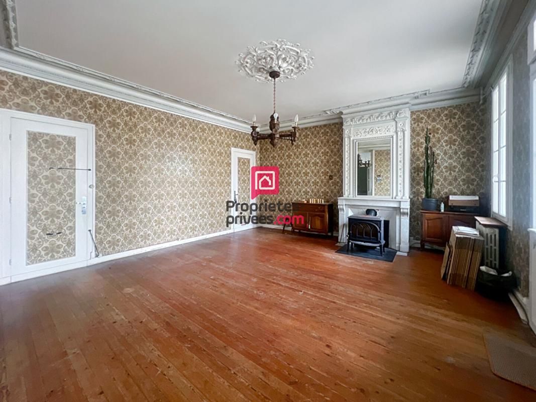 VILLANDRAUT Maison 5 chambres - annexes attenantes - jardin 4