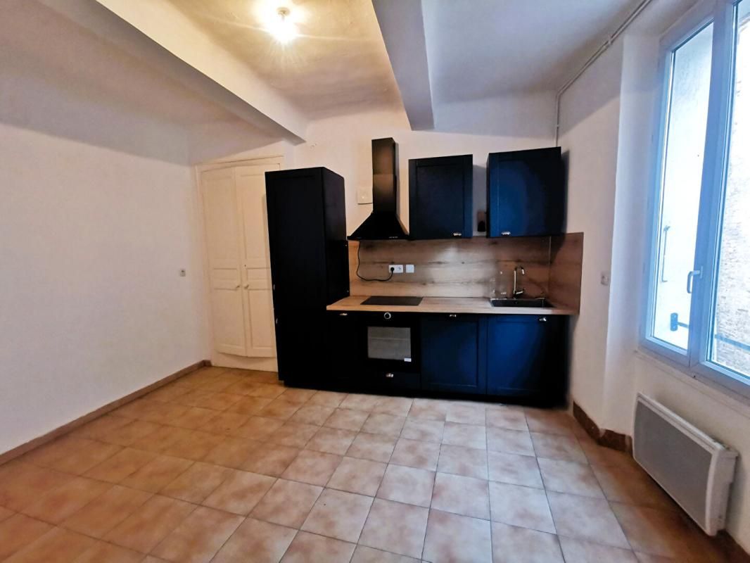 LE MUY Charmant duplex de 77.85 m2 au coeur de la ville 2