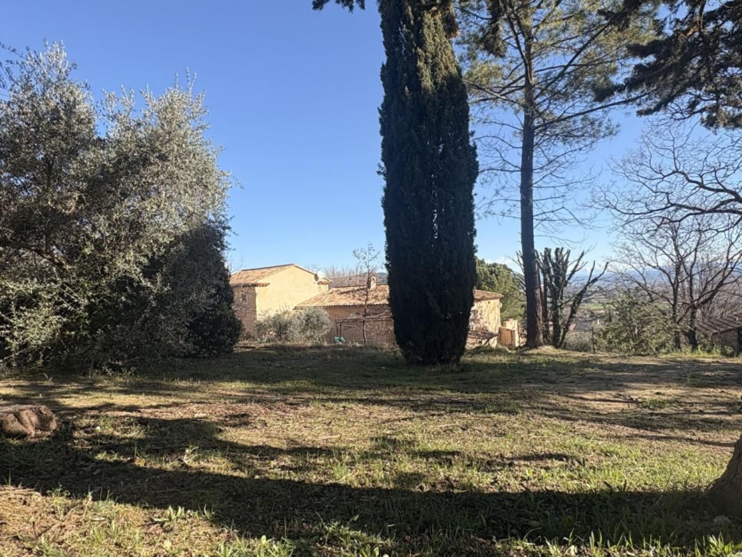 PIERREVERT Terrain Pierrevert 1013 m2 4