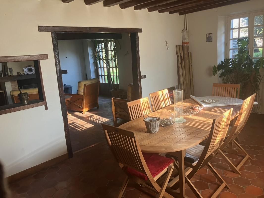 MAINTENON Maison ancienne - Beaux volumes 4