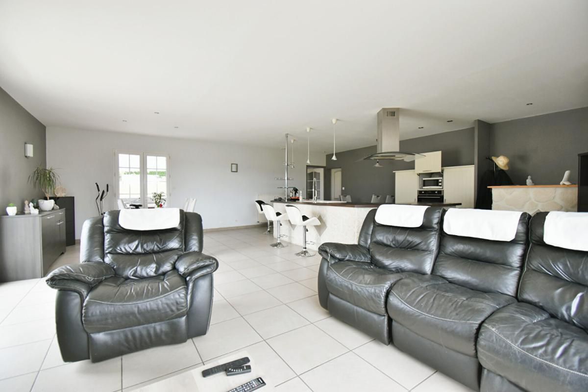 VAL EN VIGNES Maison Val En Vignes 6 pièce(s) 147 m2 4