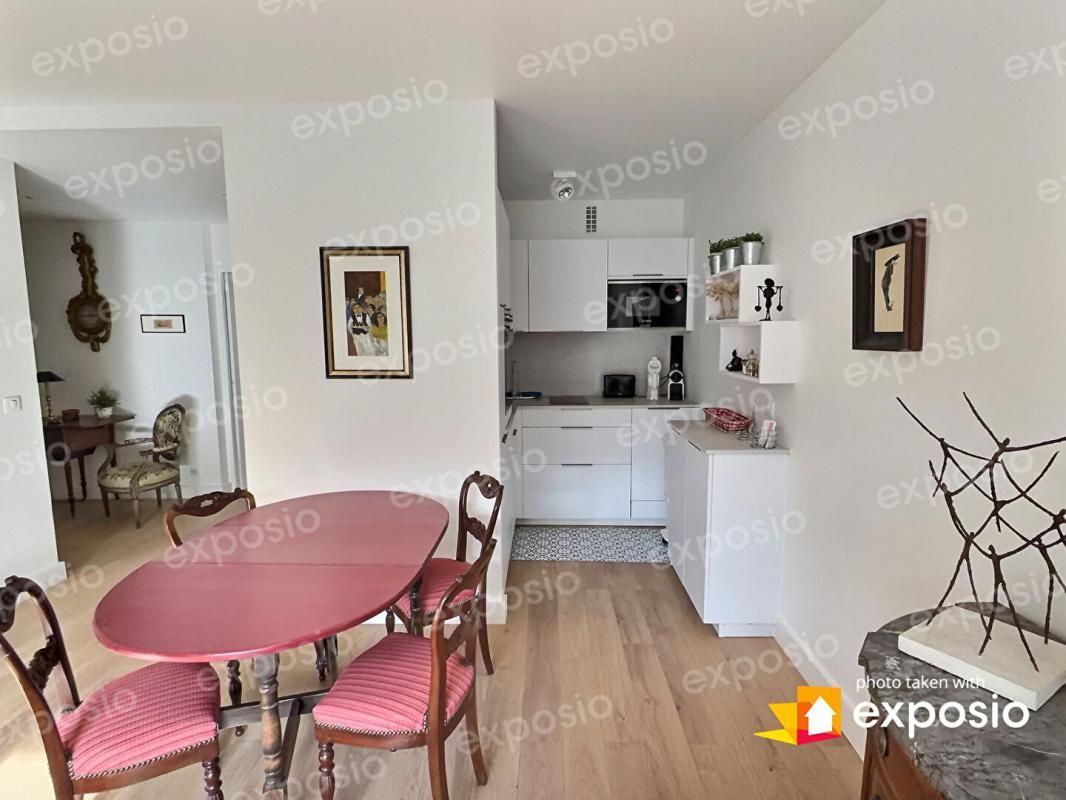 LA GARENNE-COLOMBES Très Agréable 2 pièces traversant Est / Ouest et ses 2 terrasses 4