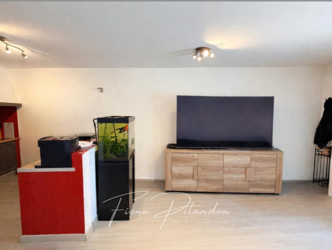 PERTUIS Appartement T3 en rez-de-chaussée 3