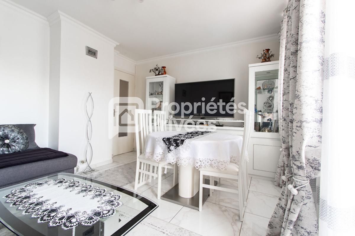 DRANCY DRANCY/AVENIR - 3P État neuf + Annexe aménagée de 25m² 2